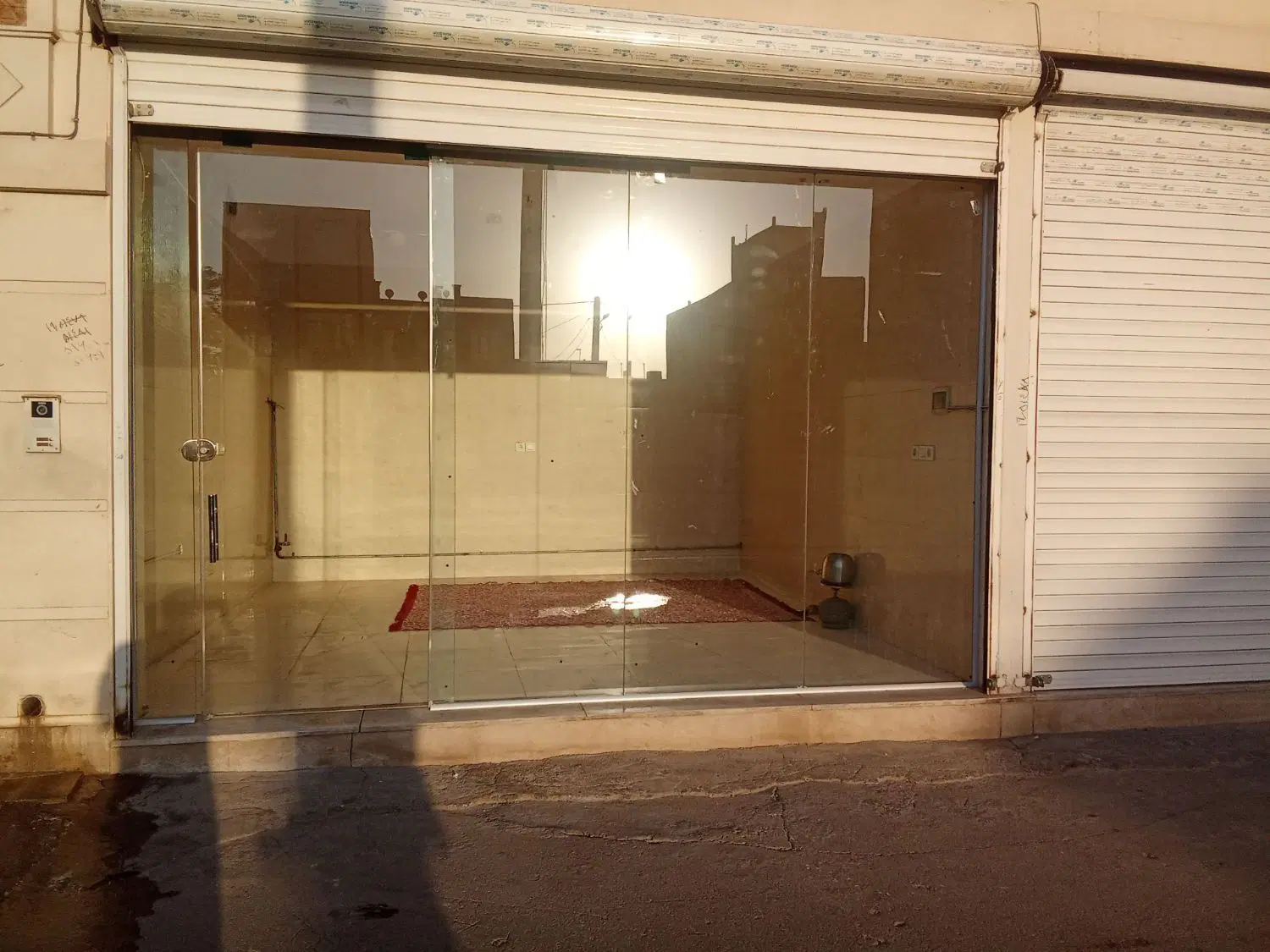 مغازه  ۲۵متری تخلیه قشلاق امرآباد