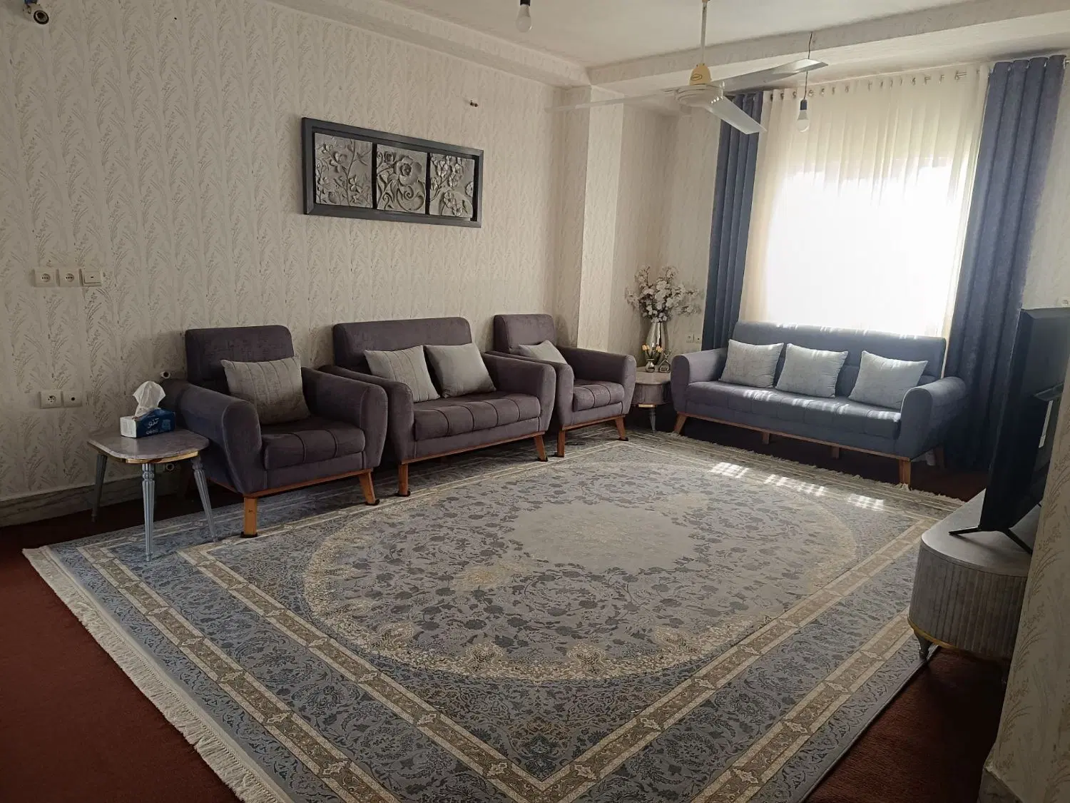 مسکن مهر  بلوک۵۳ طبقه سوم