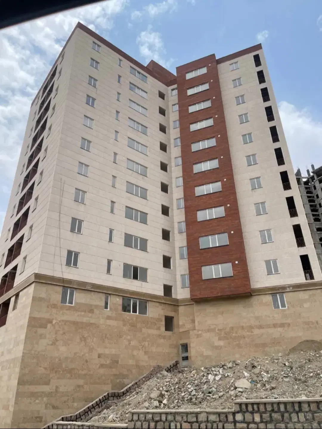 فقط با ۵۰۰ میلیون آپارتمان دولتی بخرید (قسطی)