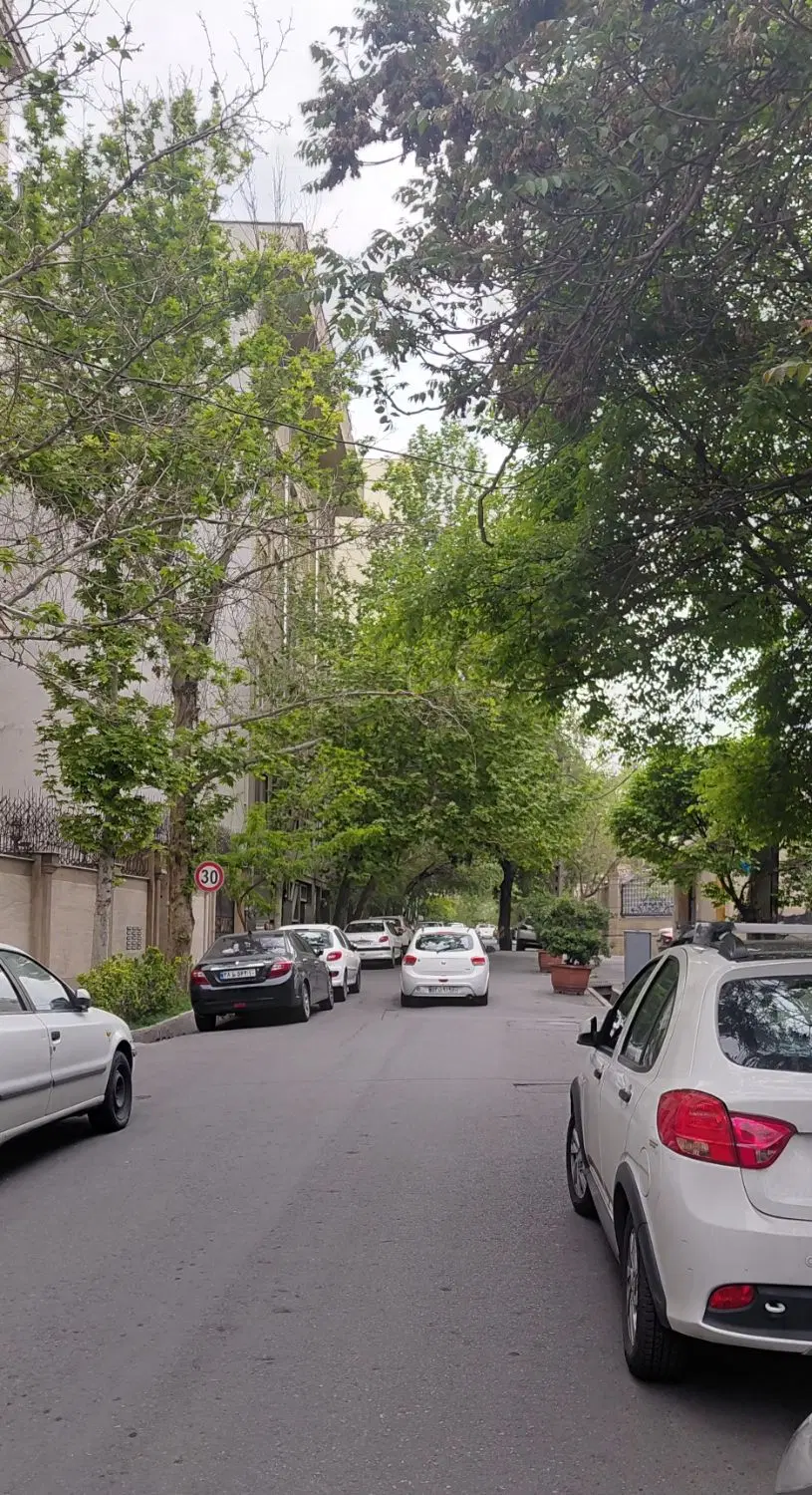 پیش فروش ۵۰ متر یک خواب فول امکانات  ساقدوش