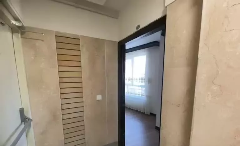 آپارتمان ۹۰ متری استادان