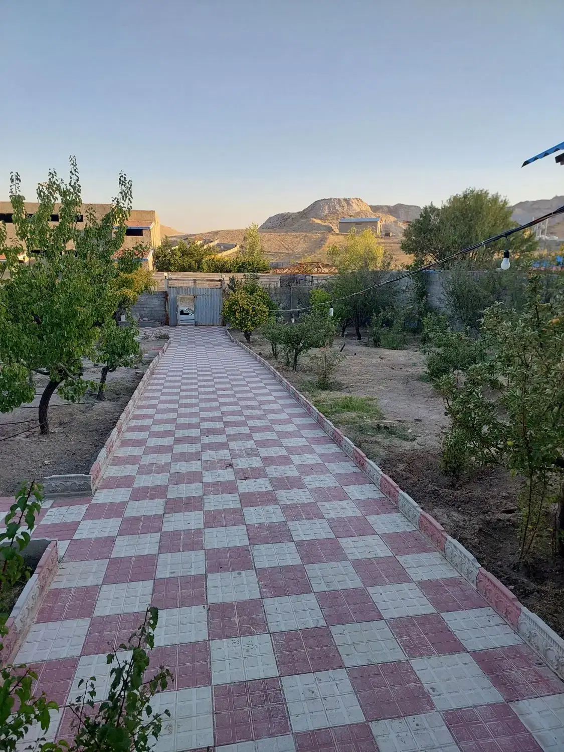 ۶۰۰مترویلای نزدیک شهر شادبادمشایخ