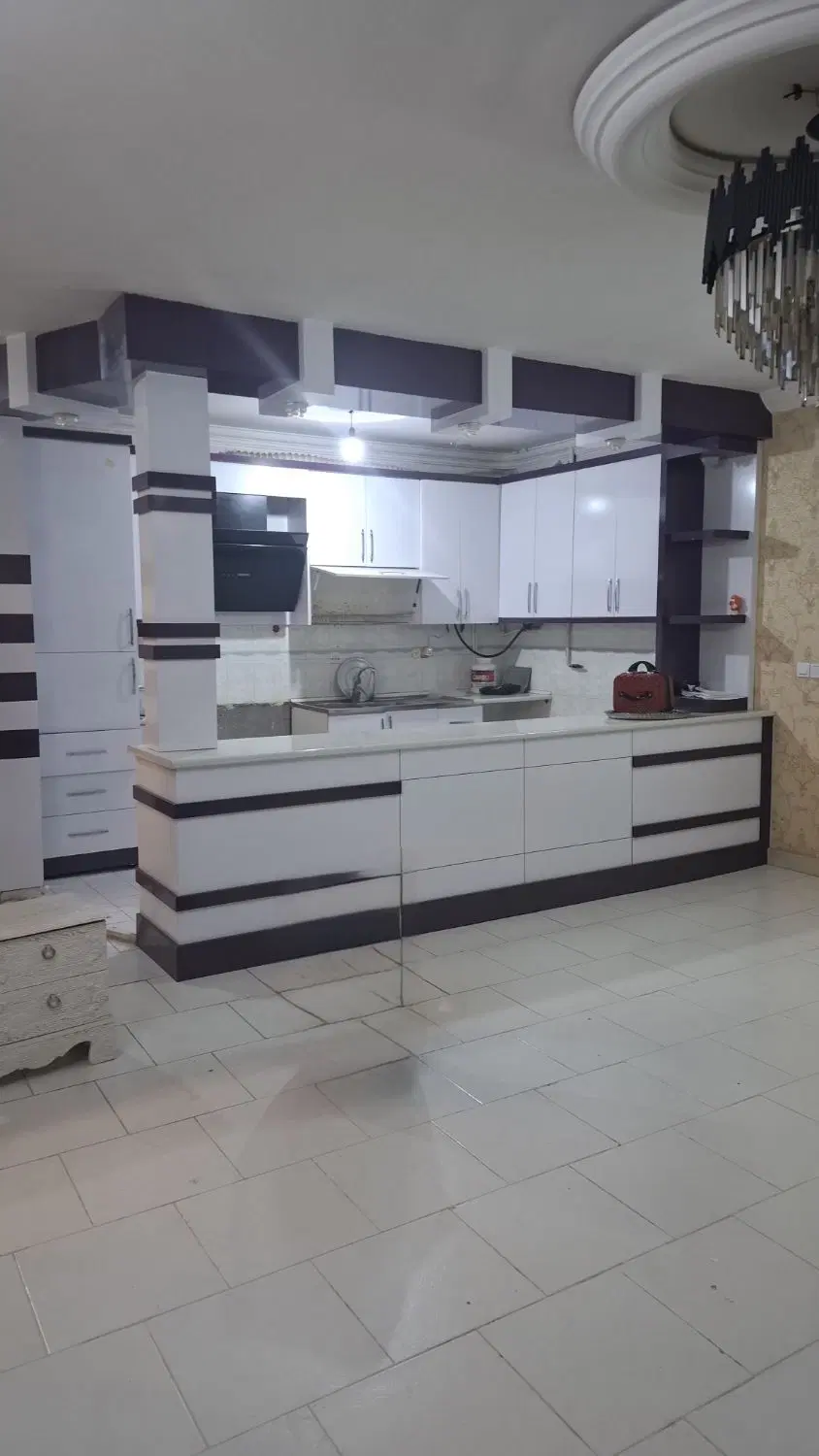 رهن و اجاره آپارتمان ۸۵ متری شقایق ۶ تخلیه