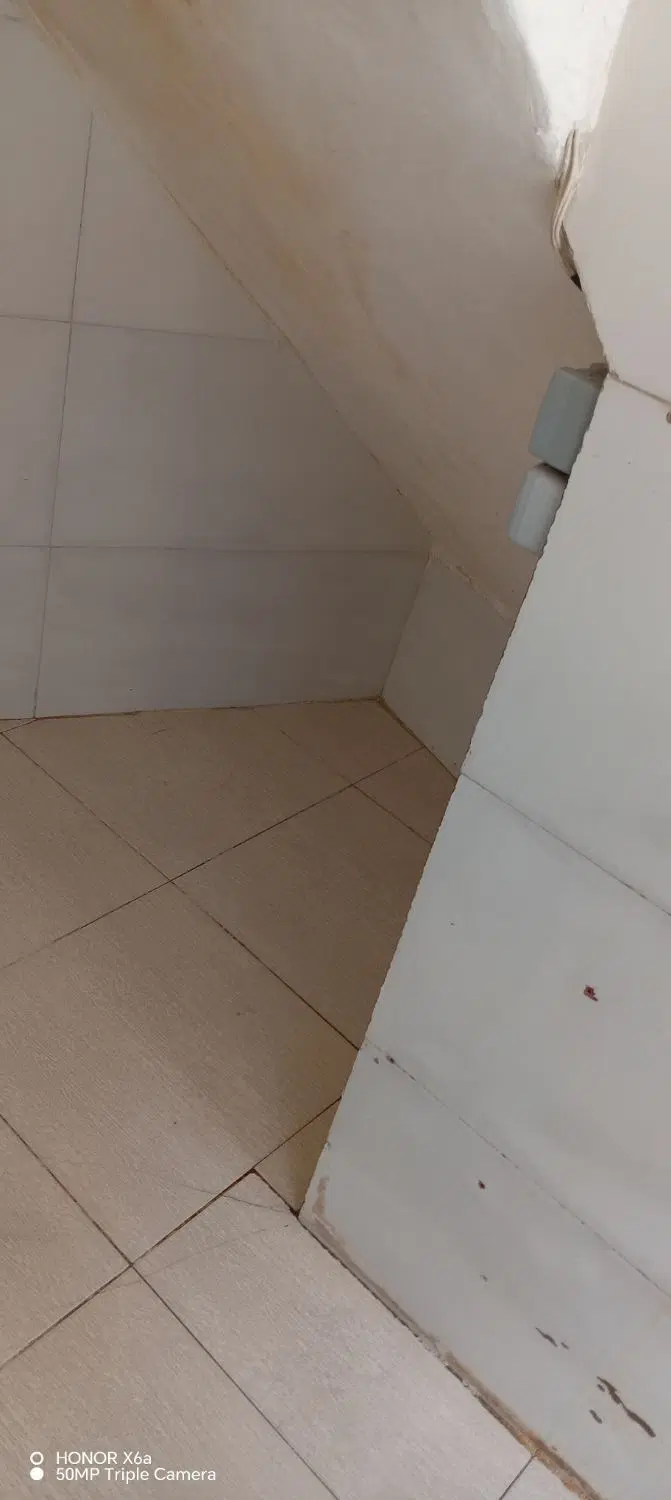 مغازه تجاری ۵ متر
