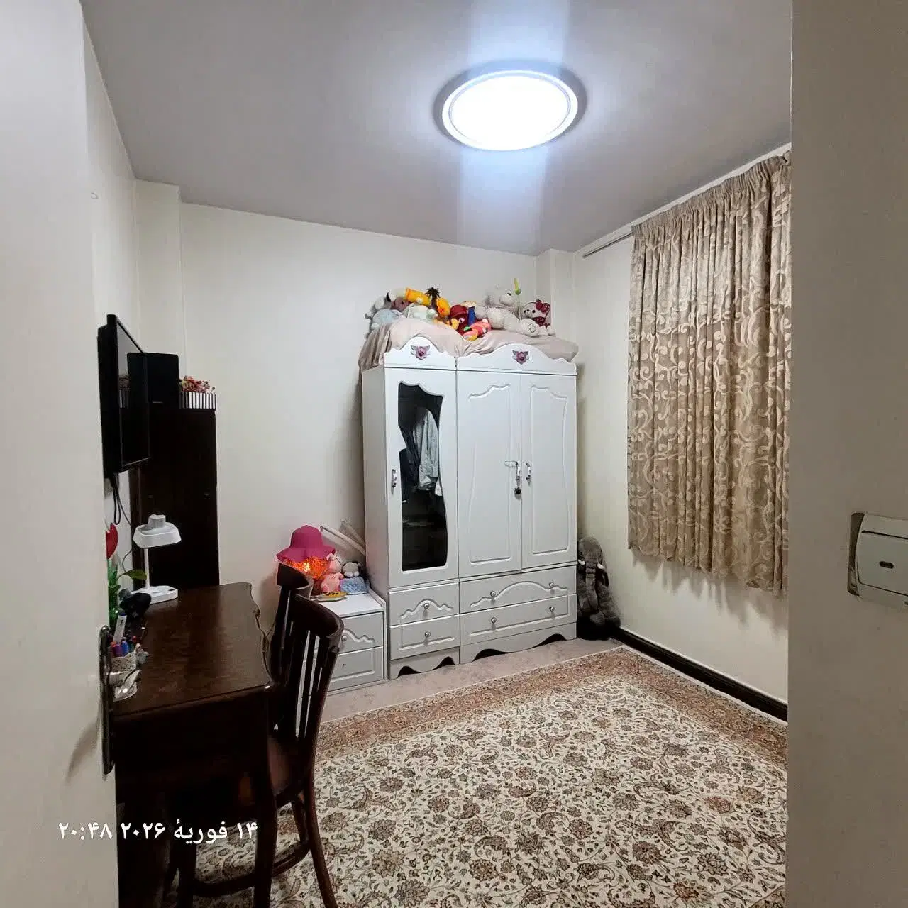 ۶۸ متر، دو خواب، آسانسور، خ آبشار، فروشنده واقعی