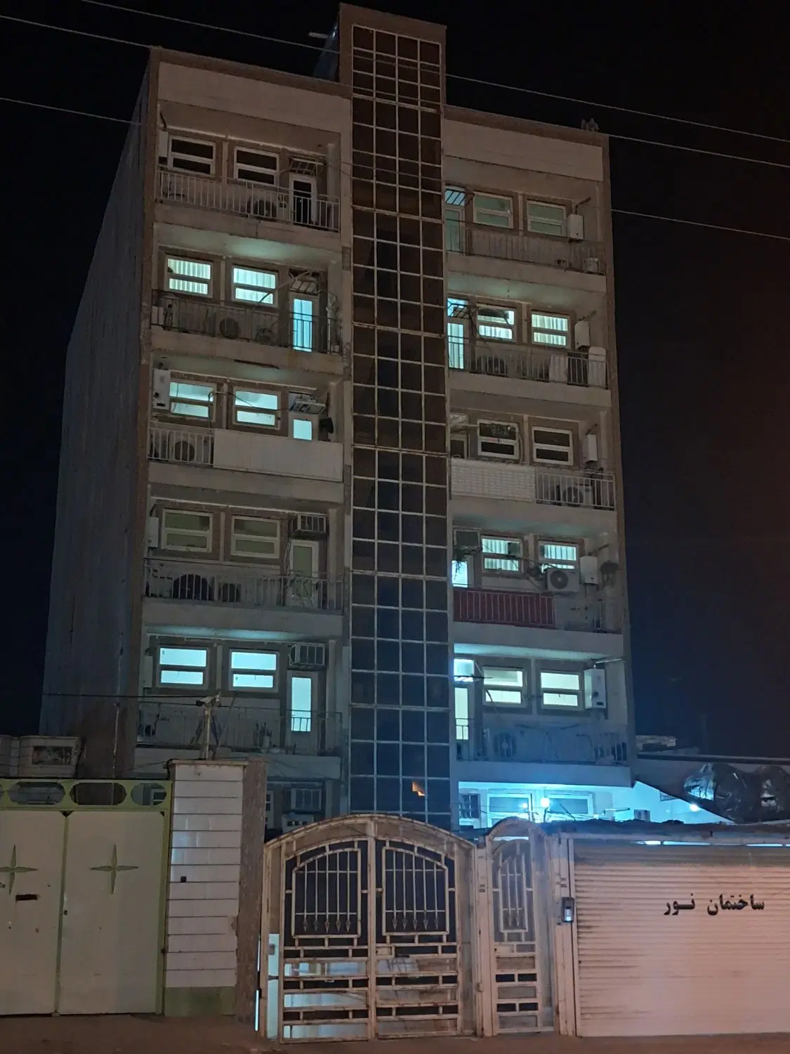 فروش واحد آپارتمانی در آزادگان ۲ شهر برازجان