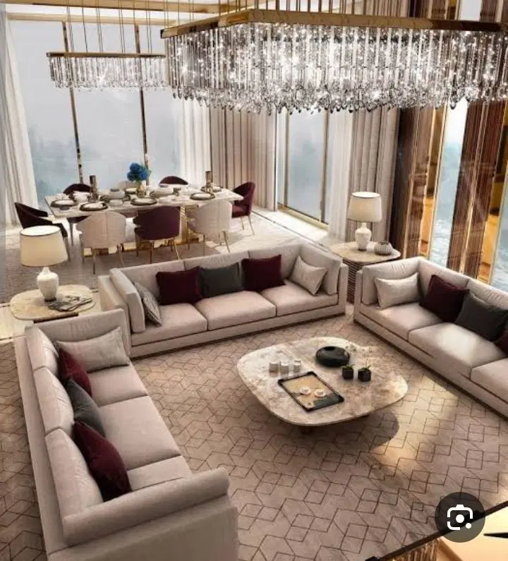 به یک خانم جهت همه خانه