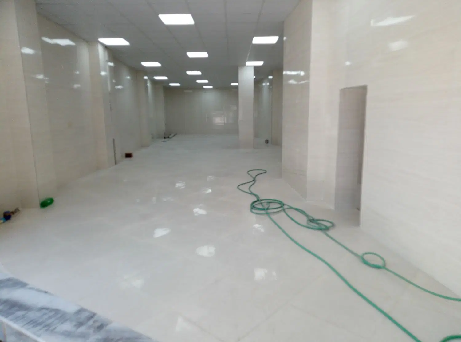 اجاره واحد تجاری_موقعیت بسیار خوب