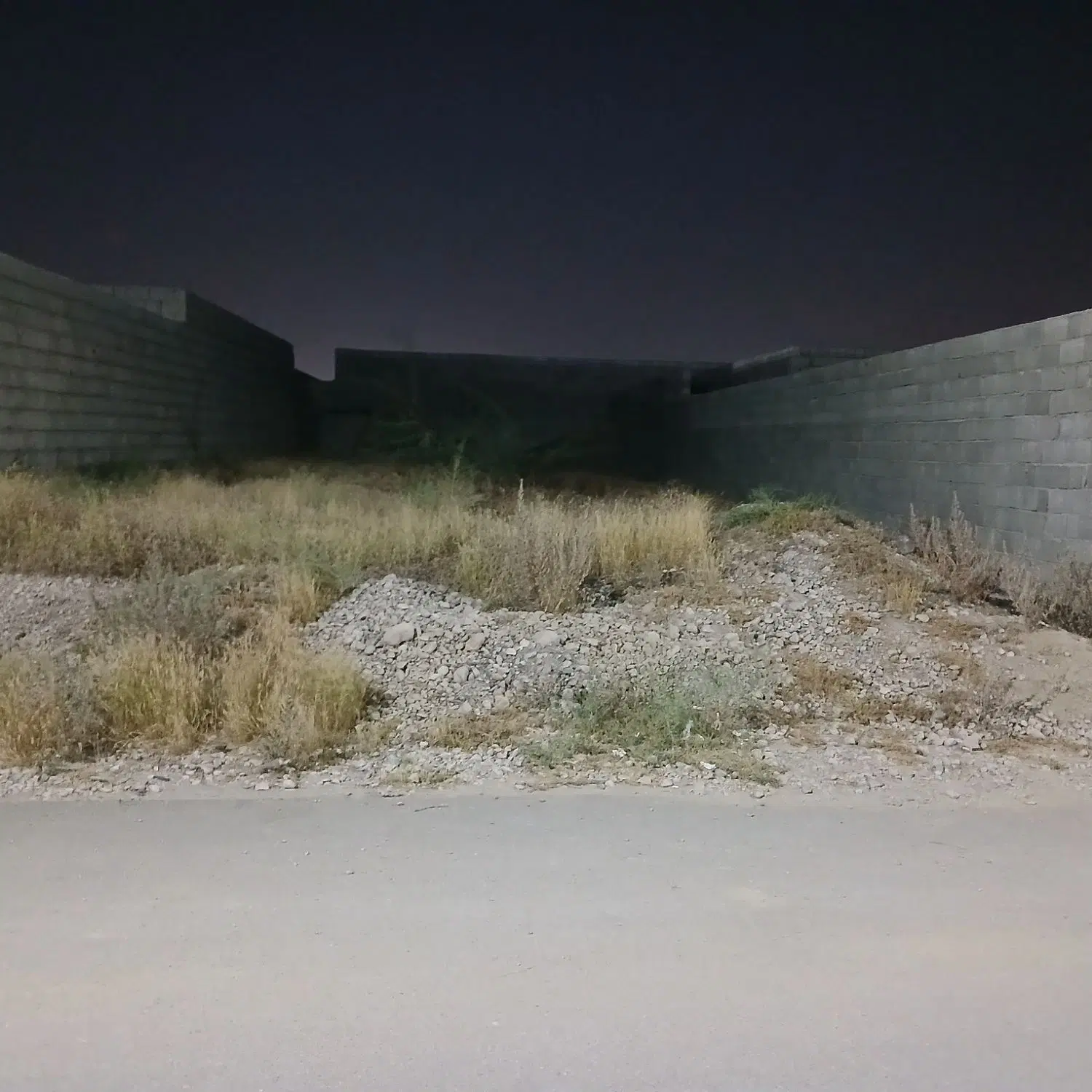 زمین مسکونی