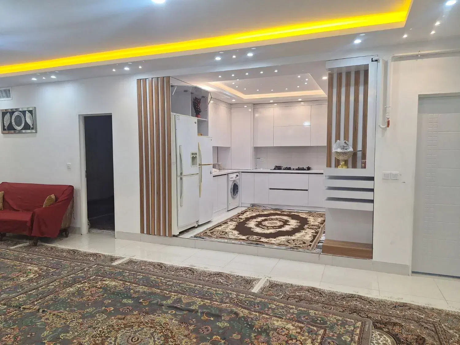 ۱۲۰متری ۲ خواب طبقه اول در نبوت