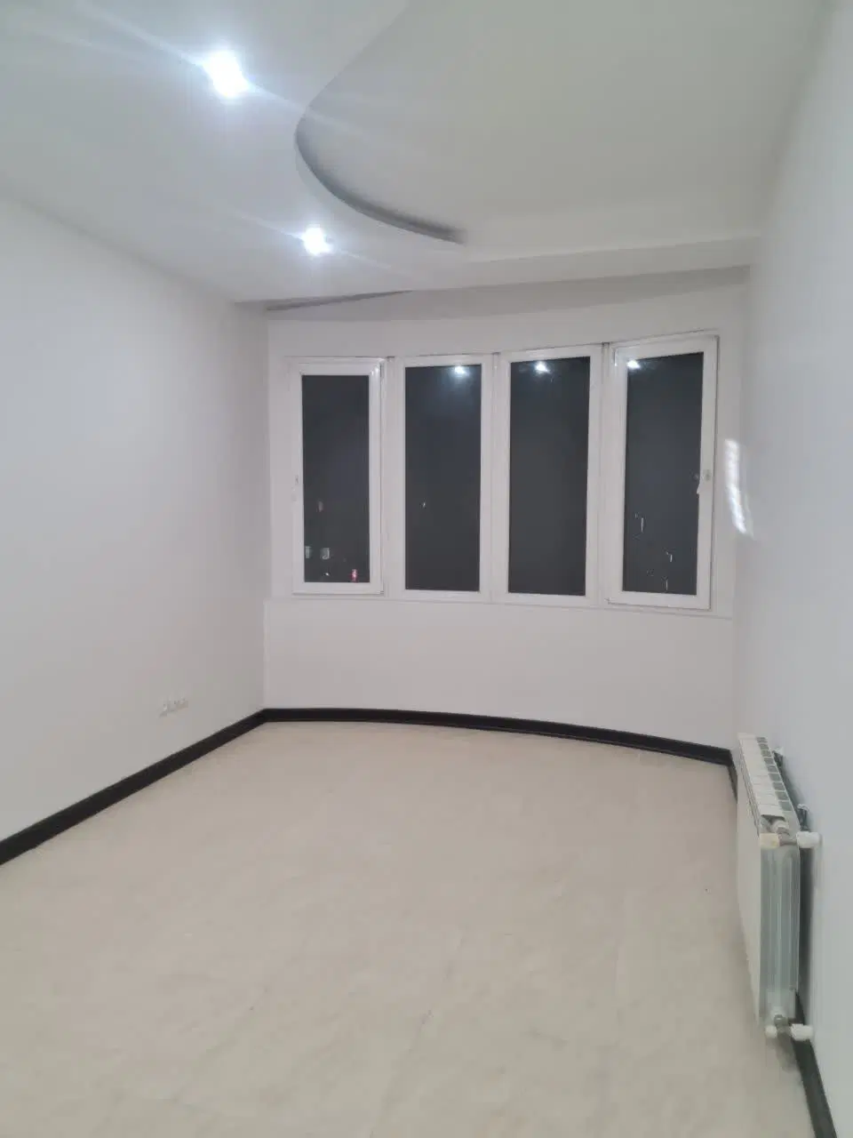 آپارتمان ۱۶۰ متری_ خیام غربی