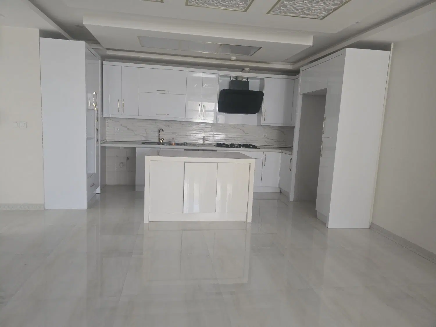 فروش واحد تاپ لوکیشن خرداد  گلستان
