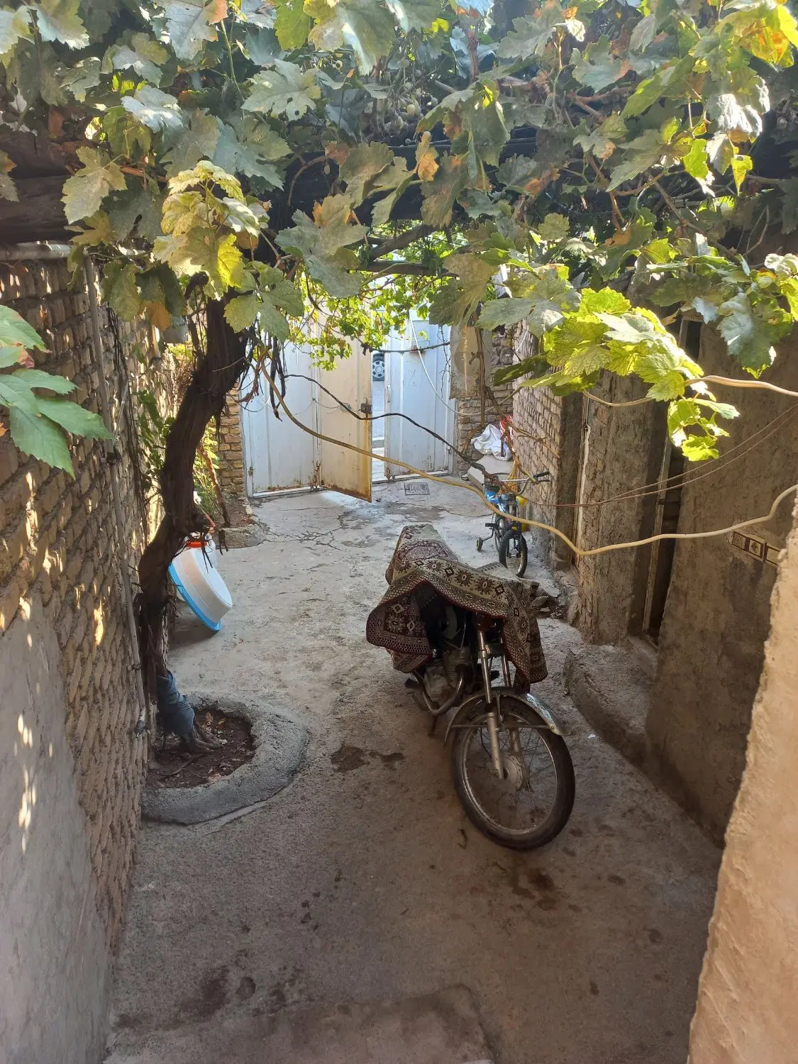 خونه ویلایی حیاط دار
