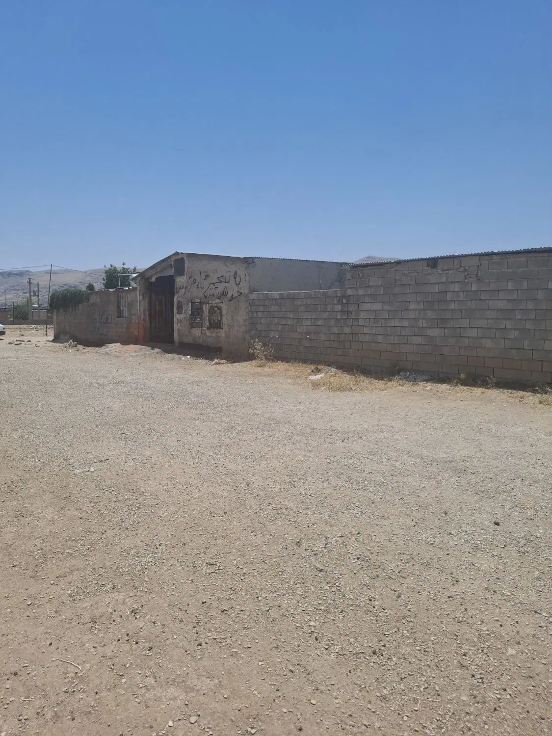 زمین کوچه دوم پمپ بنزین کرمی
