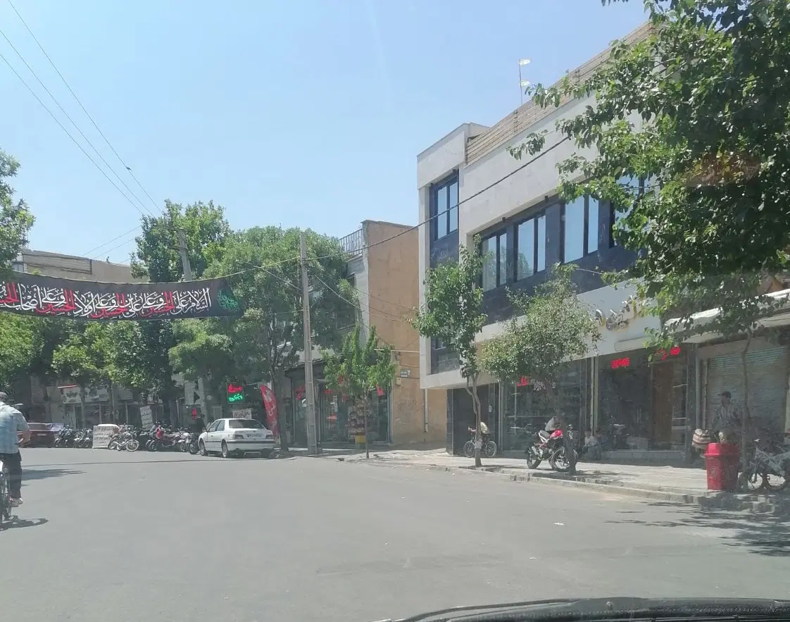 فروش ملک کلنگی بهترین نقطه نبش خ ولیعصر