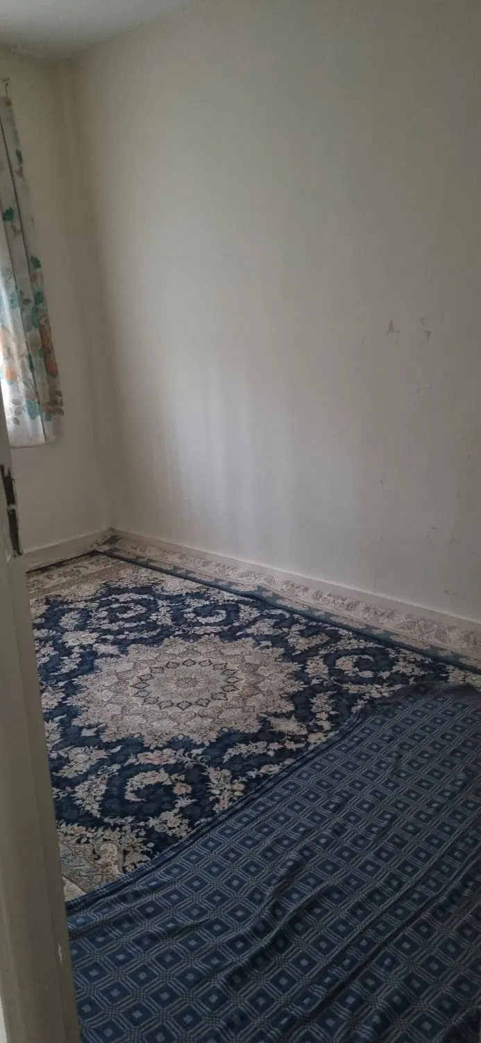 ۶۲ متر _ ۲ خواب _انباری _بالکن