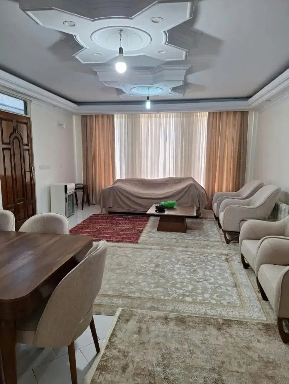 62متر یک خواب اشتراکی شمالی