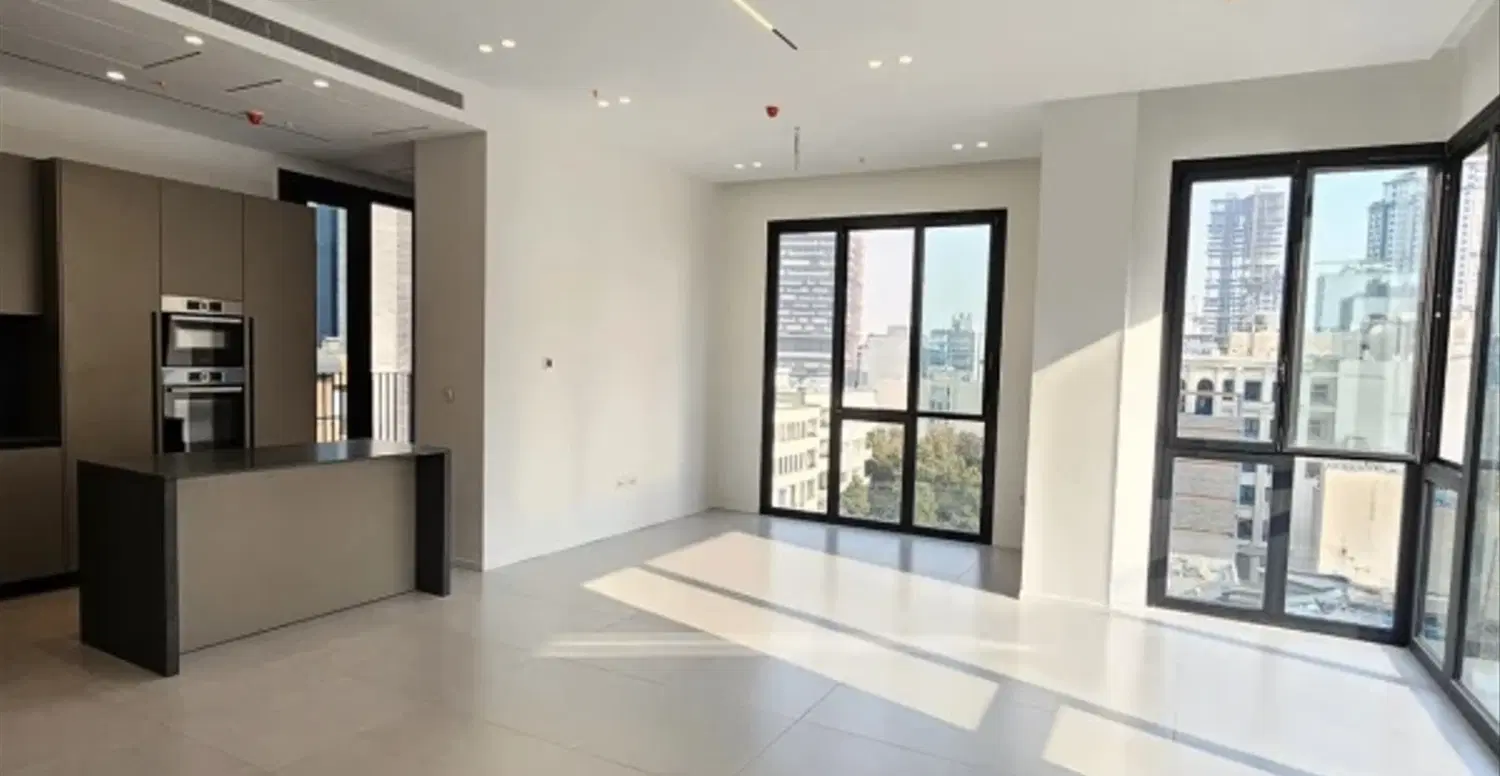 170 متر سه خواب فرعی دنج