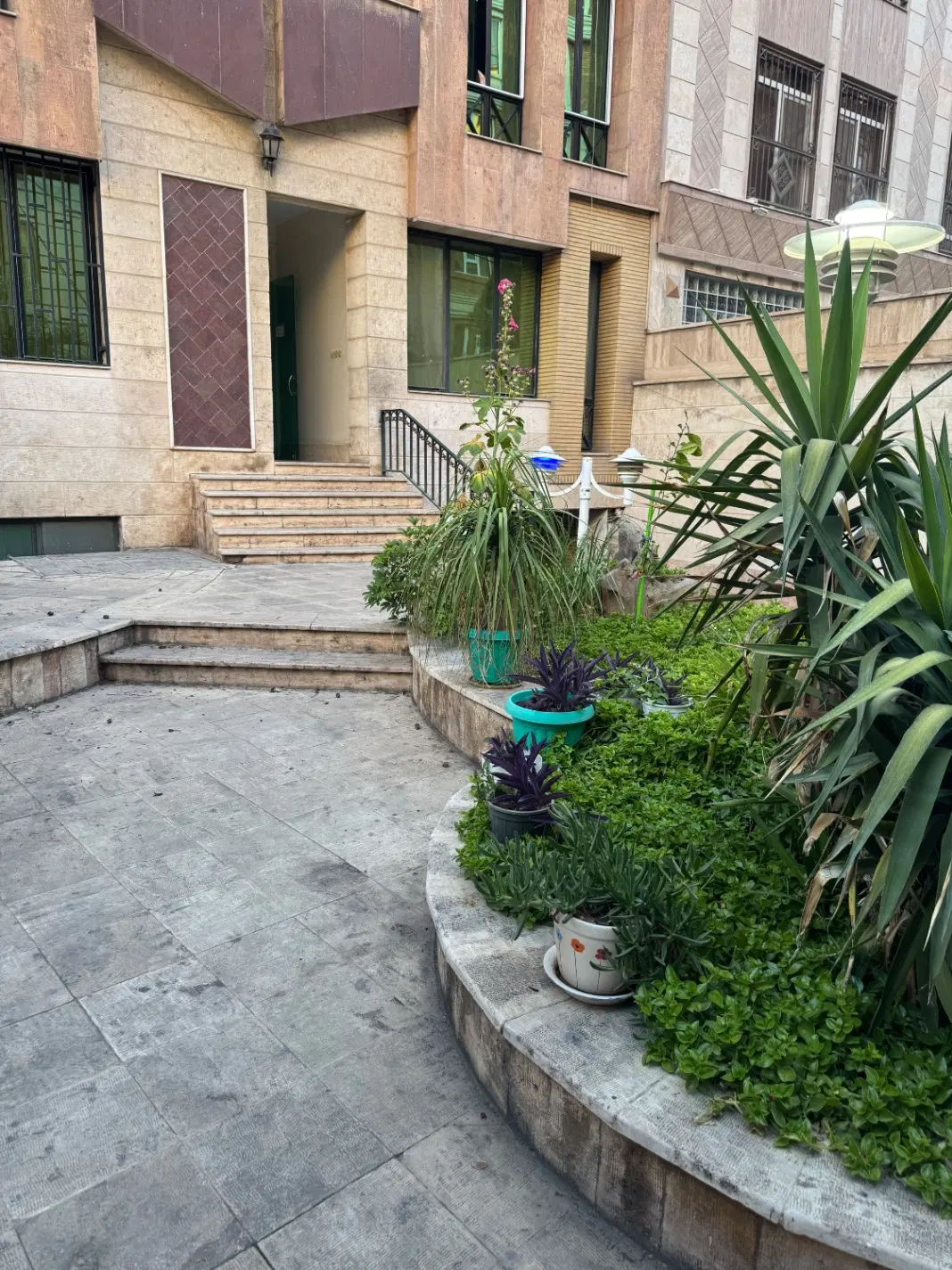 آپارتمان ۷۸ متری نیروی هوایی
