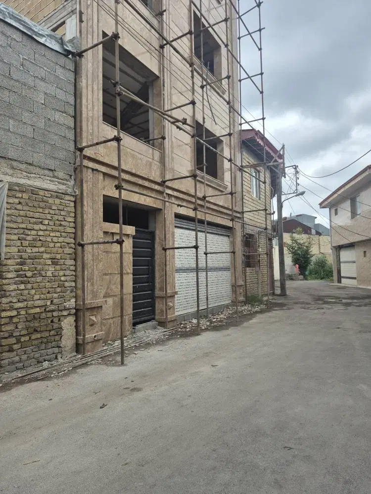 ساختمان ۹۵متری ۲خواب با پارکینگ  جماران