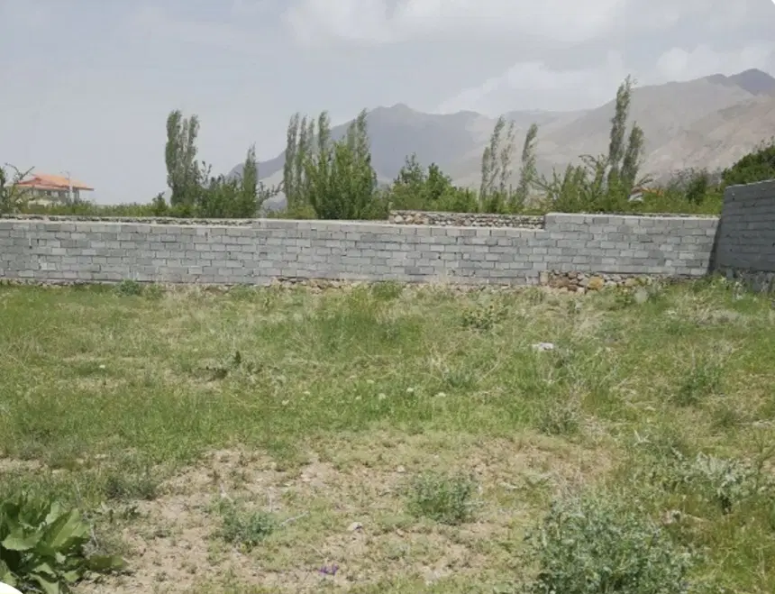 زمین فروشی