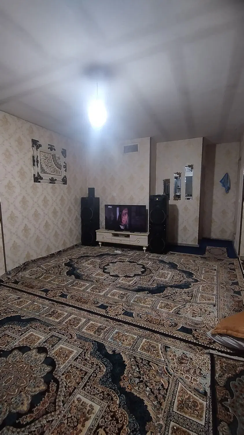 ۶۵ متری_ رو به نما _ دوکله نور _ عروسک