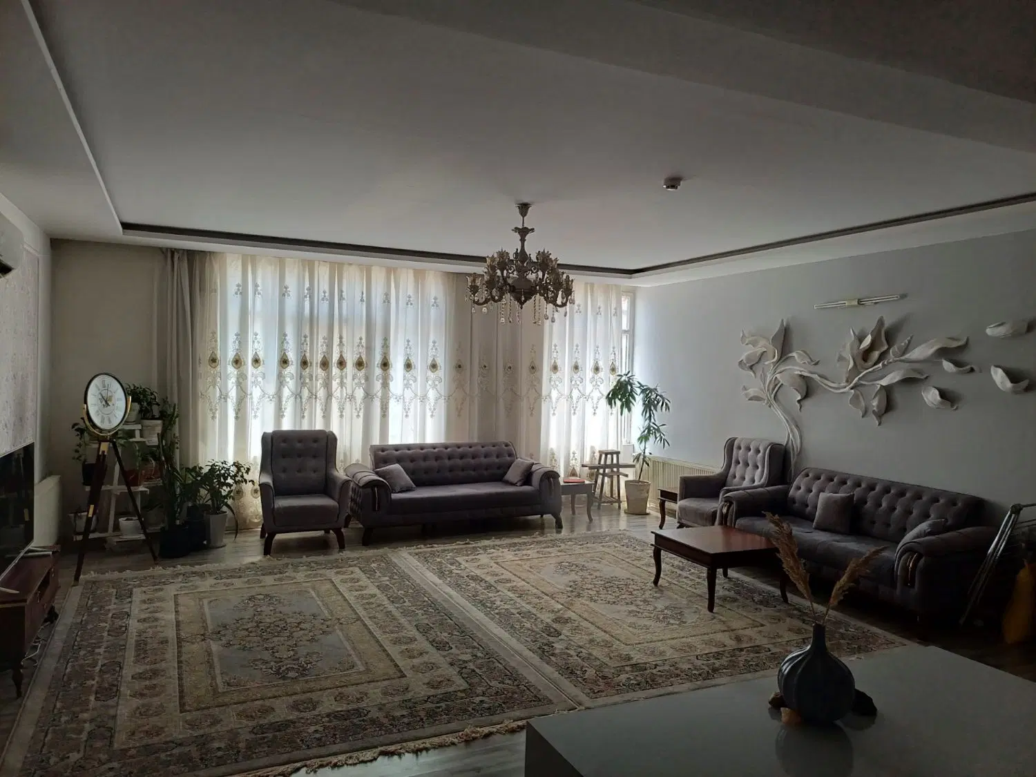 خونه استثنایی غرق نور دلباز