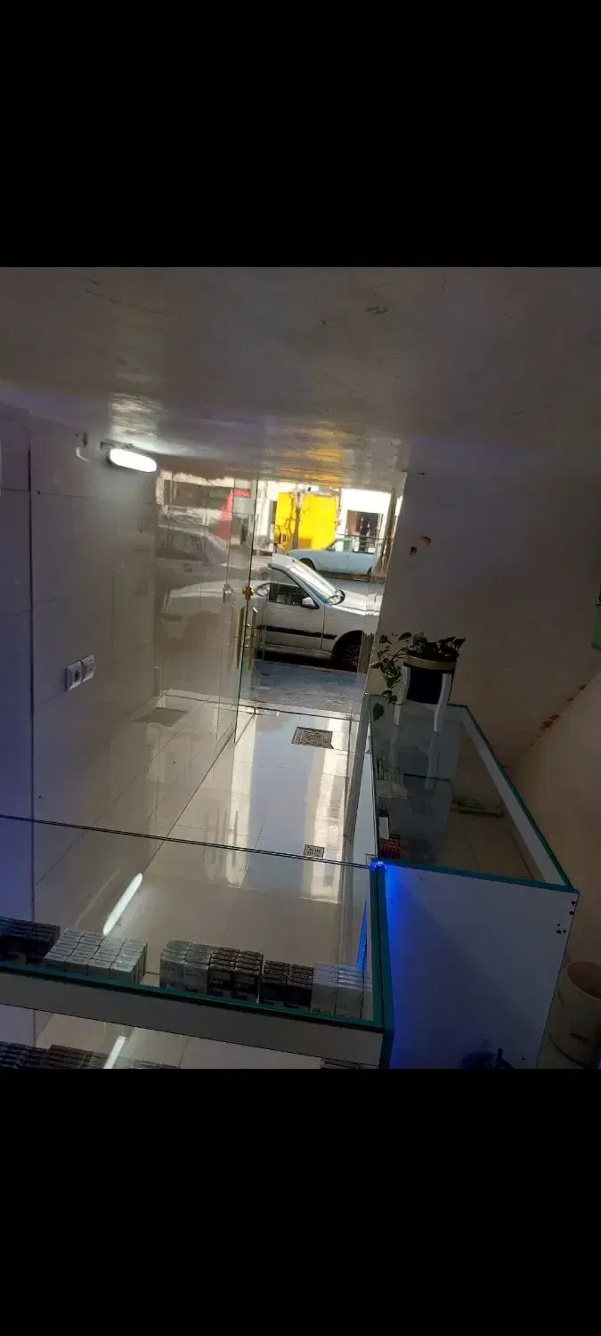 مغازه ۱۲ متری