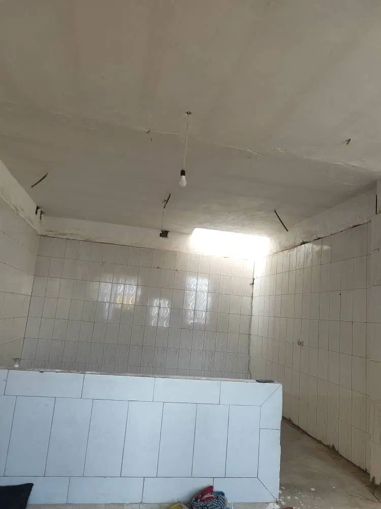خانه دو طبقه در حسن آباد میدان طلایی