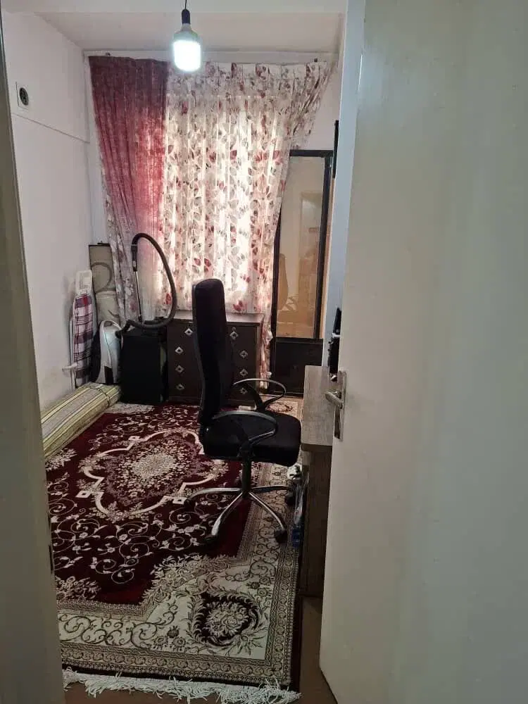 ۶۵متر۲خواب طبقه اول مسکونی خوش نقشه تمیز شیک