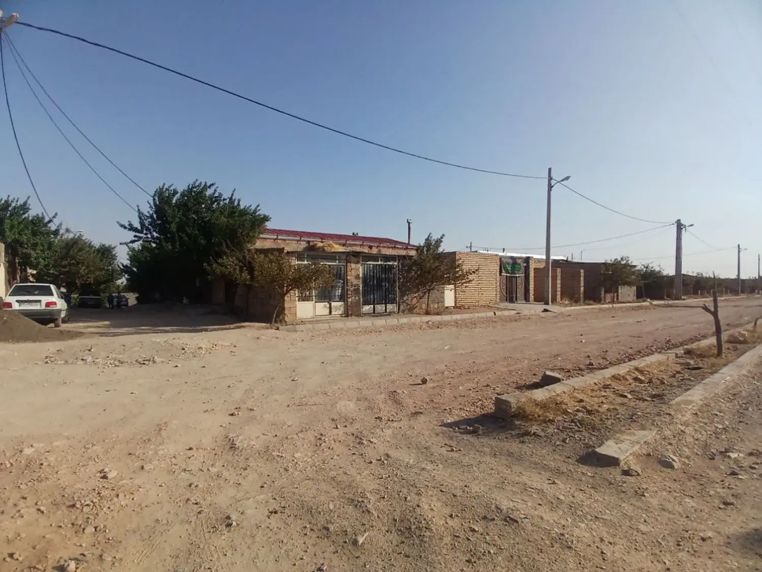زمین مسکونی