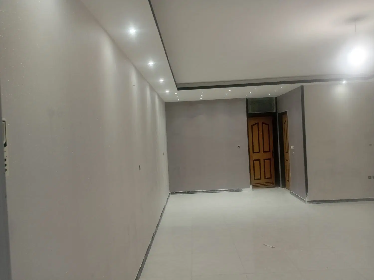 ملک شهر ۸۰متری هم کف راه جدا
