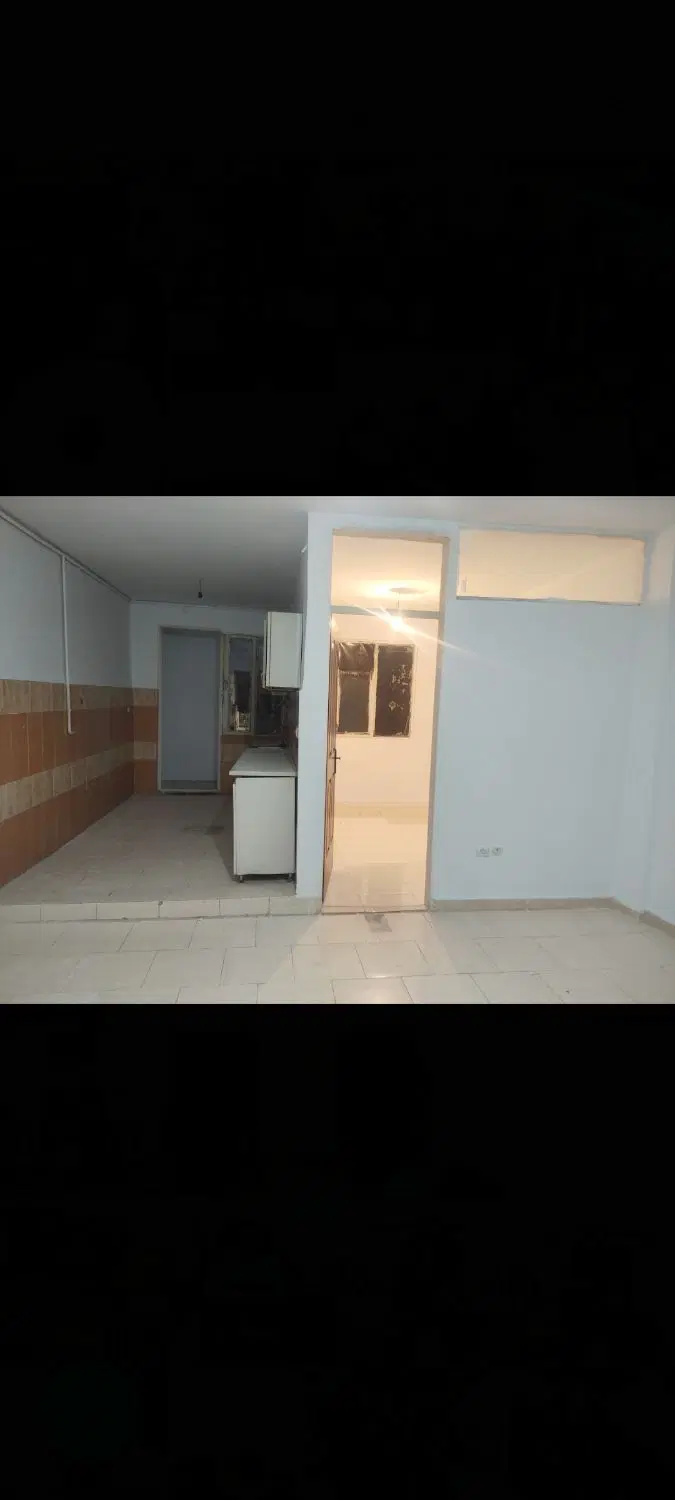 ۵۵ متر طبقه چهارم روی همکف کوچه نسترن