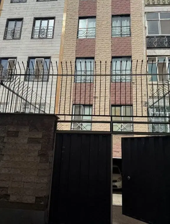 ۱۲۰ متر نبرد شمالی گوشه دار