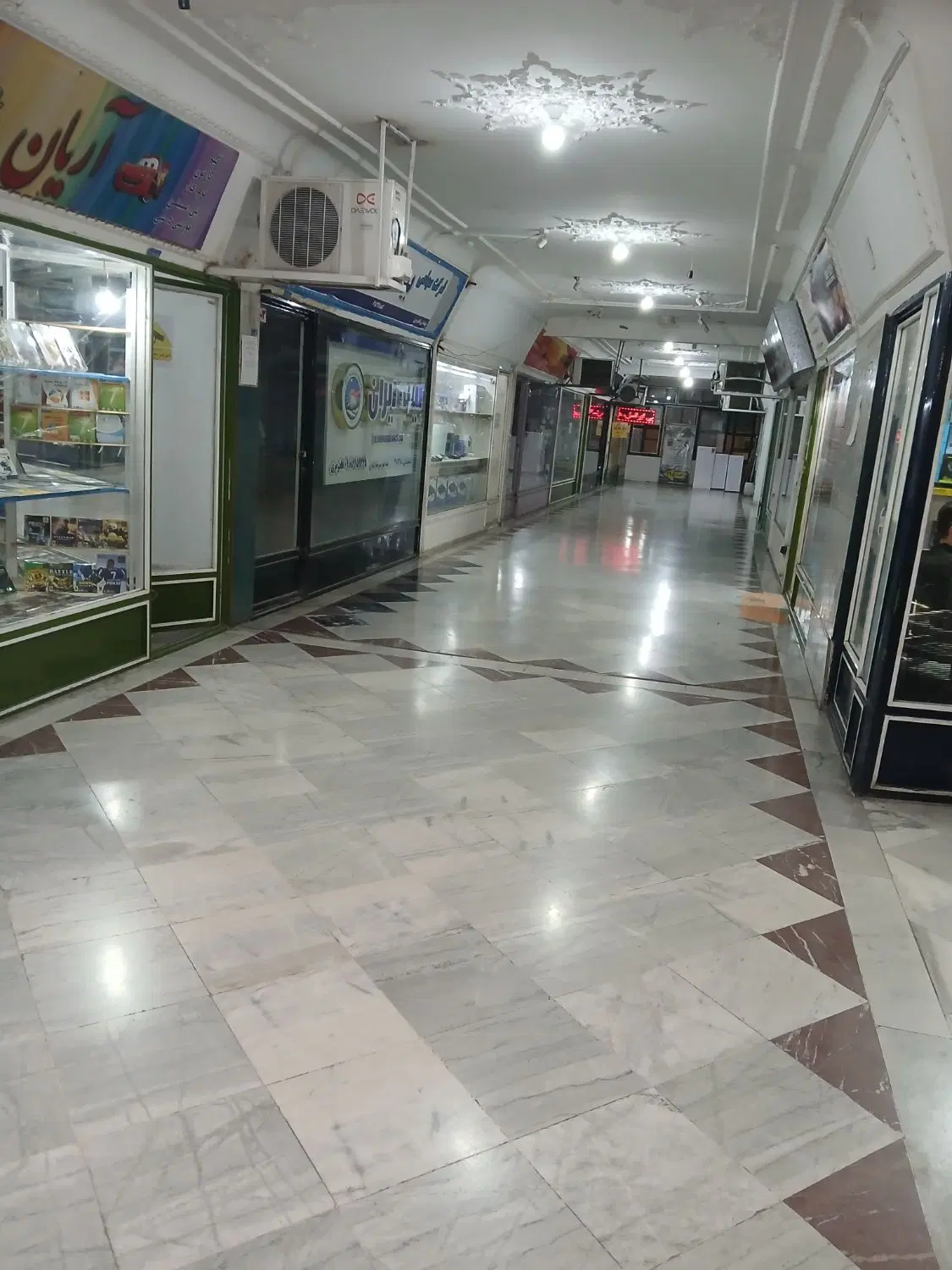 اجاره مغازه پاساژ صدف ششم بهمن