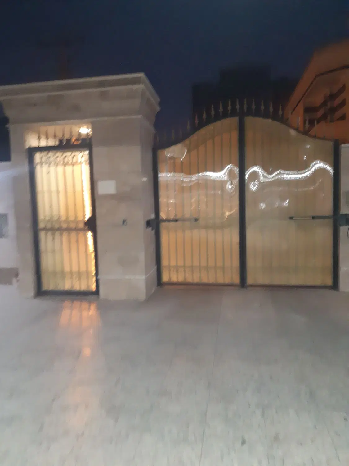 فروش سه خواب ۱۴۲ متری تپه دارایی . کوی نیایش