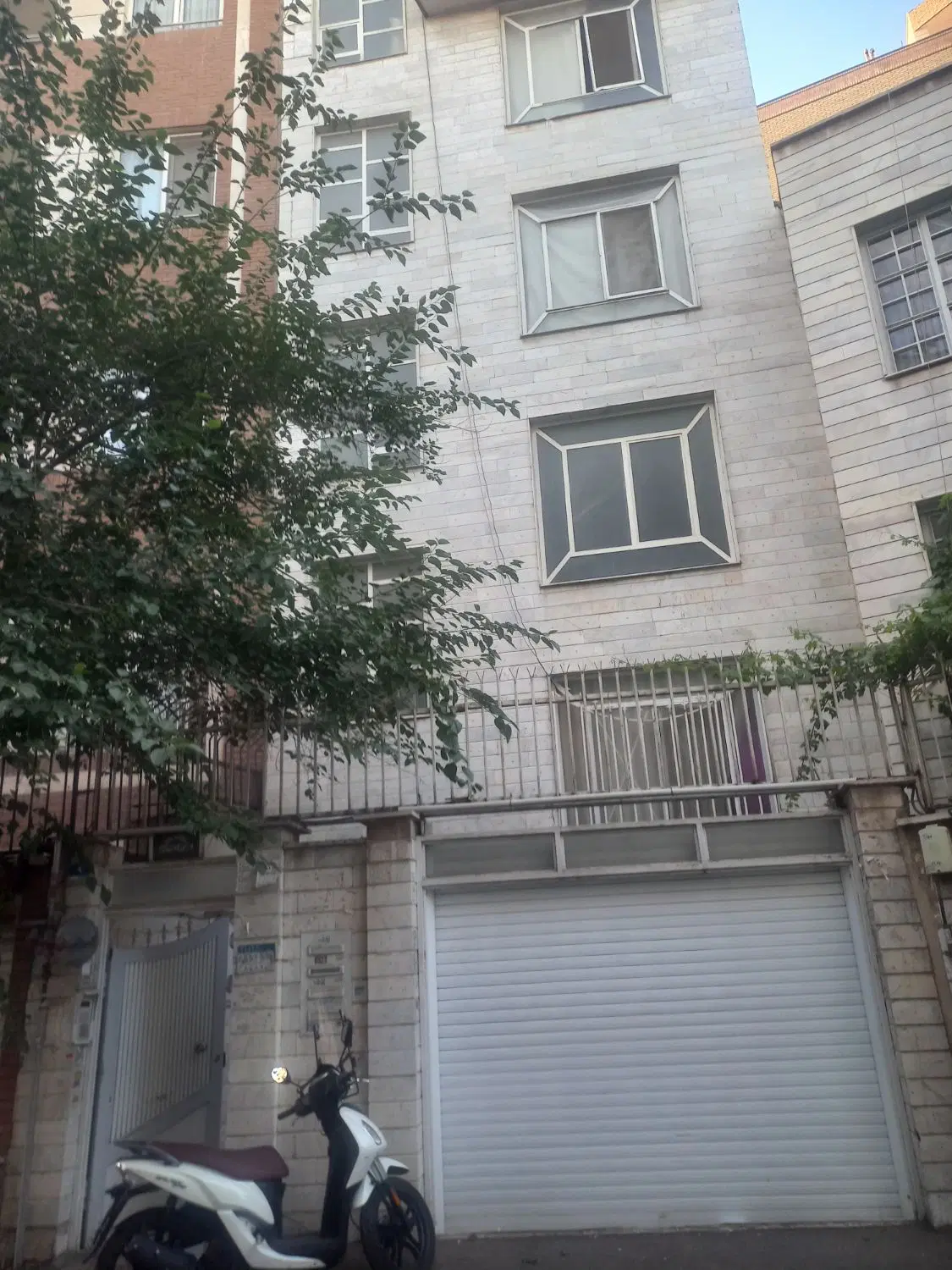 ۵۵متر  پارکینگ_انباری   تخلیه سیاوش نژاد