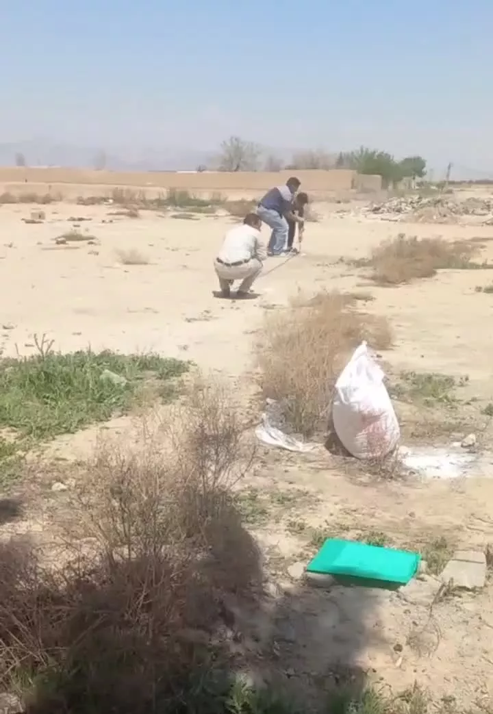 زمین فروشی