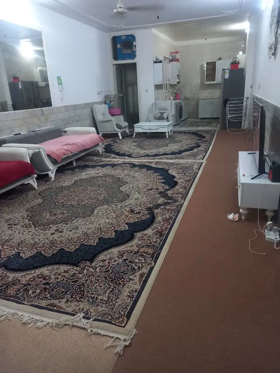 زیر زمین۹۰متر دربست