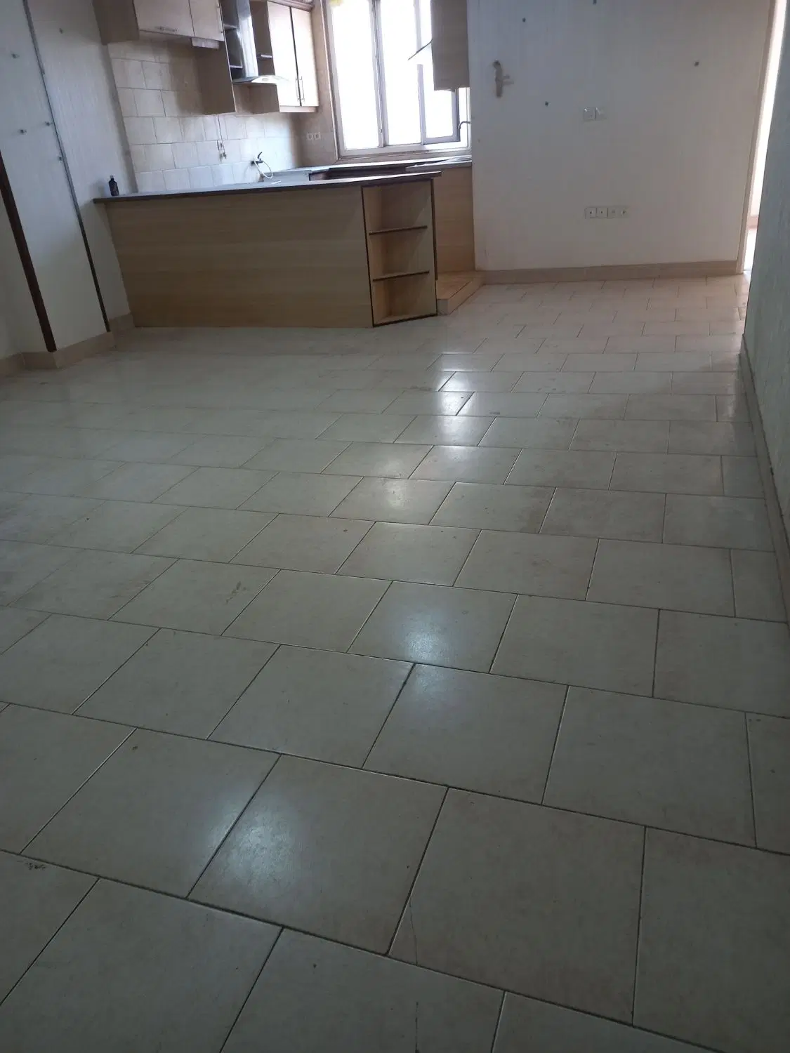 اپارتمان ۸۳متری کوی بهارستان
