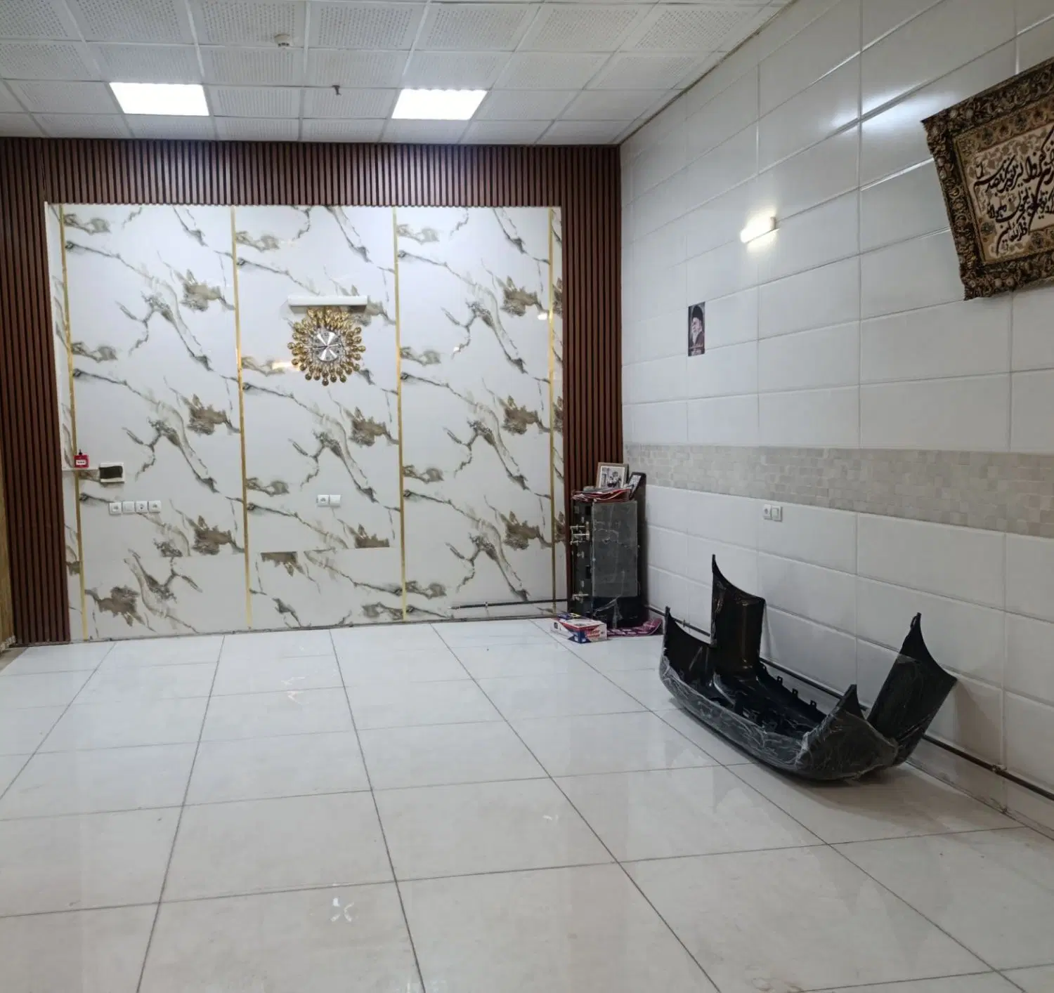 ۱۵۰ متر مغازه دارای سرویس بهداشتی و تمام بهداشتی