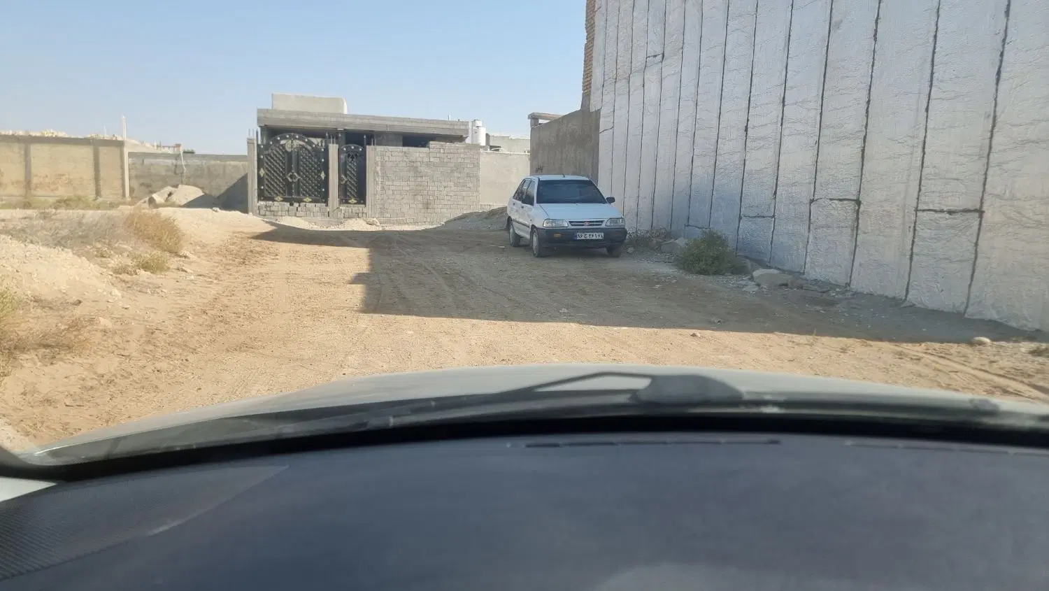 زمین محله امید