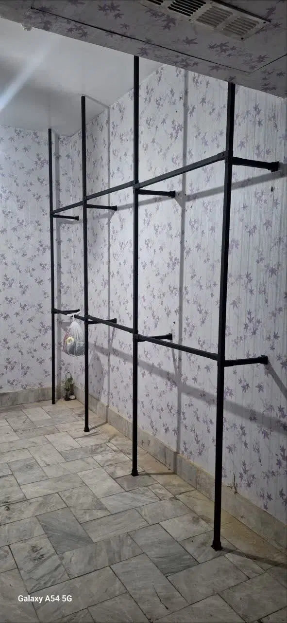 مغاذه ۱۵متری واقع در پاساژ گلریز زرینشهر