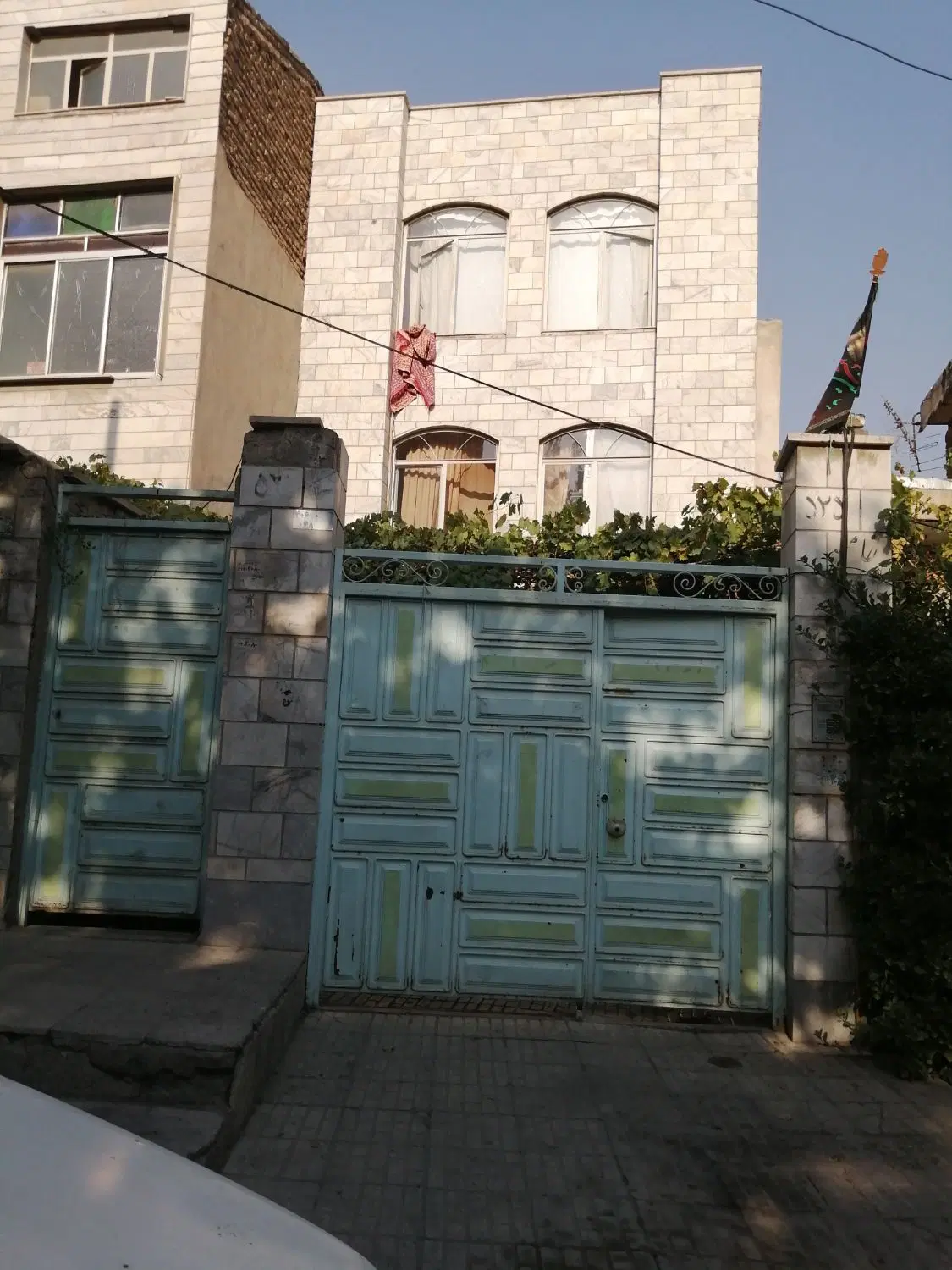 واحد مسکونی 100 متری