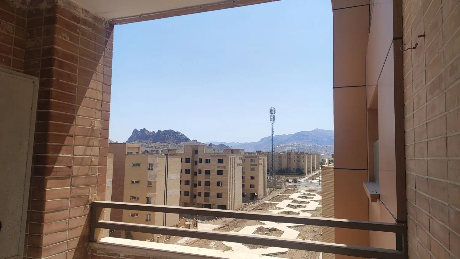 فروش ۳ اتاقه آسانسوردار با کمترین قیمت