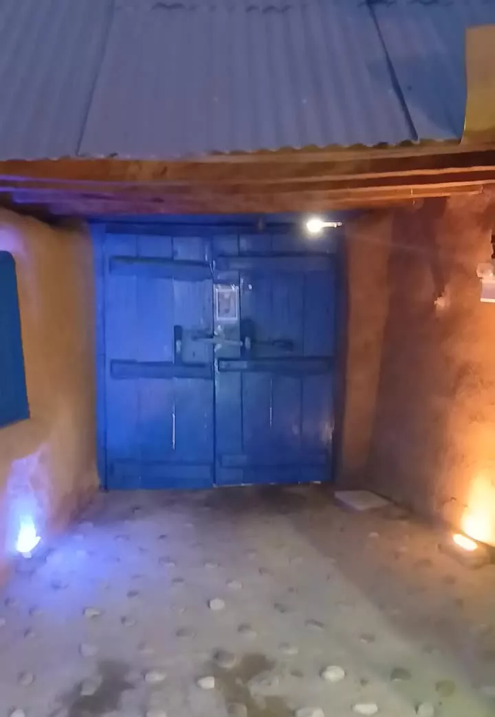 خانه سنتی برای زندگی و یا بومگردی