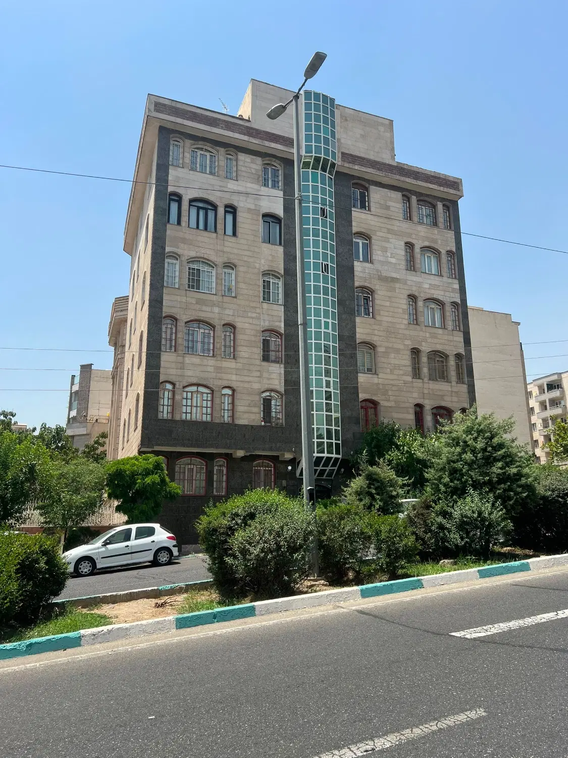 اپارتمان سعادت اباد بلوار جوریکی
