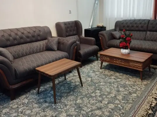 فروش آپارتمان طبقه چهارم خیابان هفده شهریور