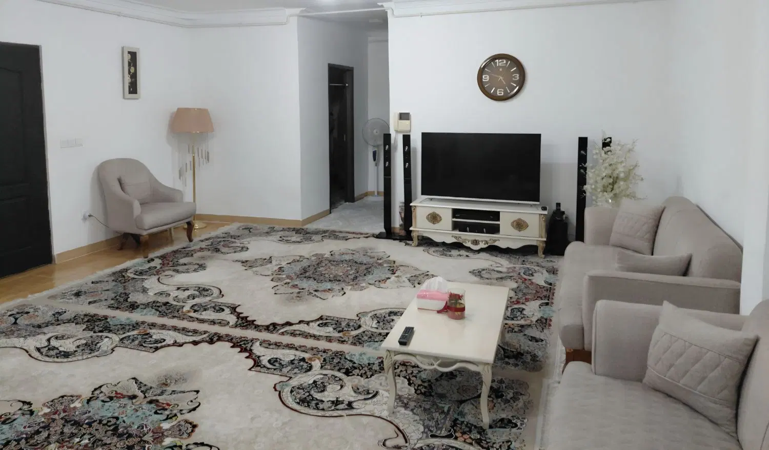 واحد فروشی