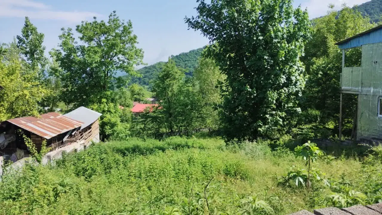 زمینی به مساحت820متر.درروستای لاجیم